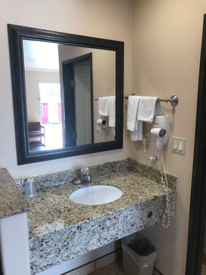 Hyland Motel La Habra Εξωτερικό φωτογραφία